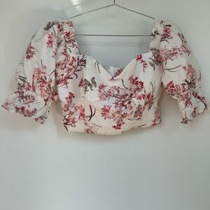 Puffed Sleeve Crop Top